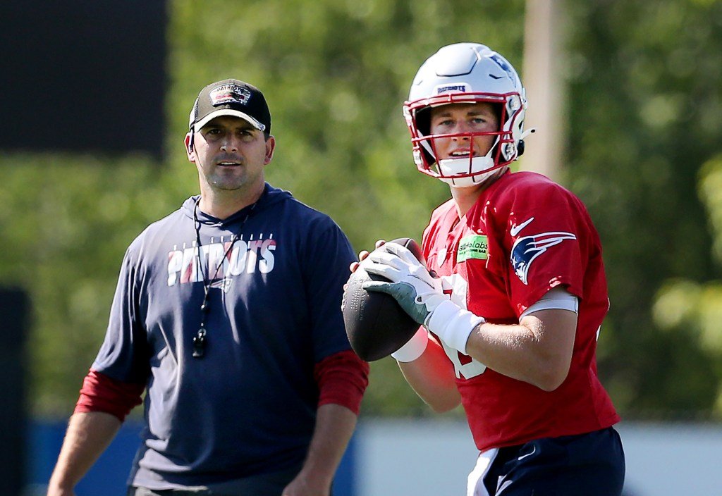 Ex-Patriots assistant coach breaks silence on controversial parenting comments