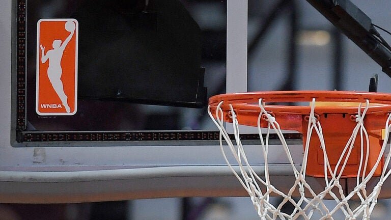 Connecticut Sun reach deal to move team to Houston in 2027