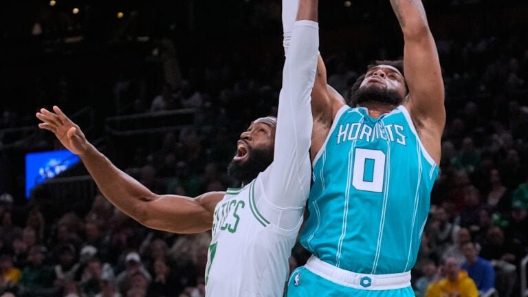 Celtics beat the Hornets 113-102 to claim the season series