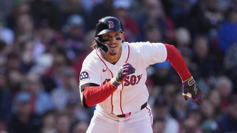 Middle finger to fan was over mental-health heckle