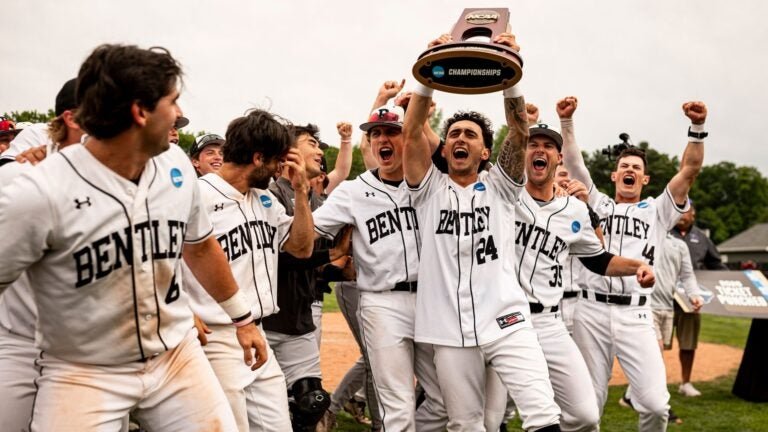 2 local college baseball programs advance to NCAA World Series